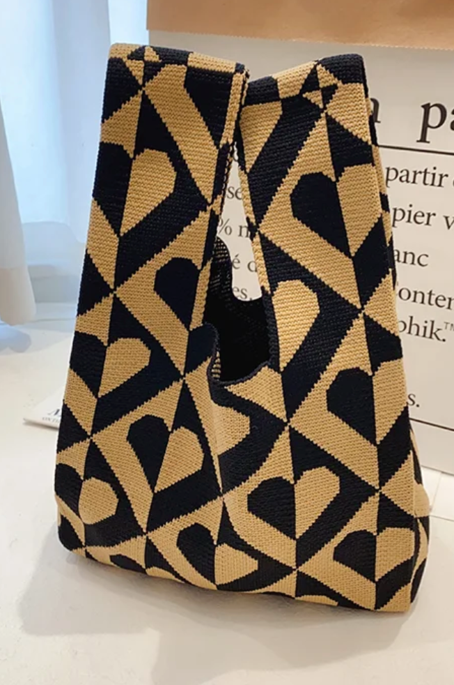 UNIQUE KNITTING CHECKERBOARD HAND BAGS