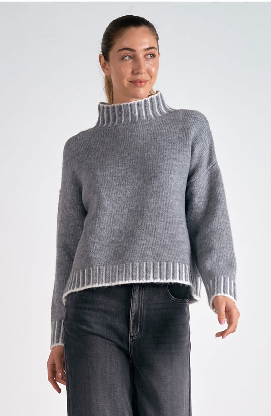 SOFT MOCK TURTLE NECK SWEATER