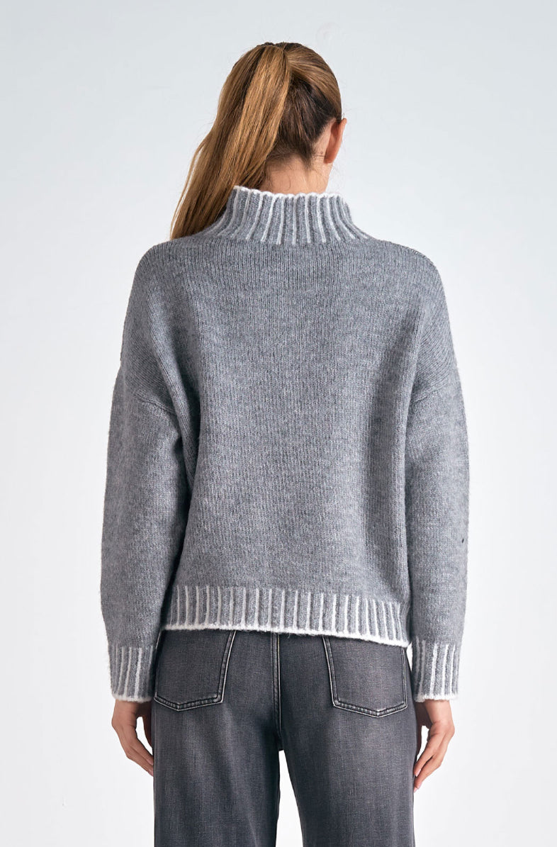 SOFT MOCK TURTLE NECK SWEATER