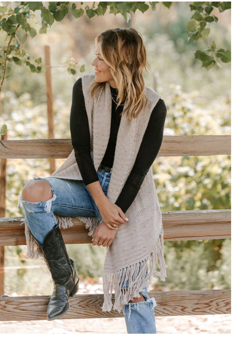 BOHEMIAN FRINGED SWEATER VEST