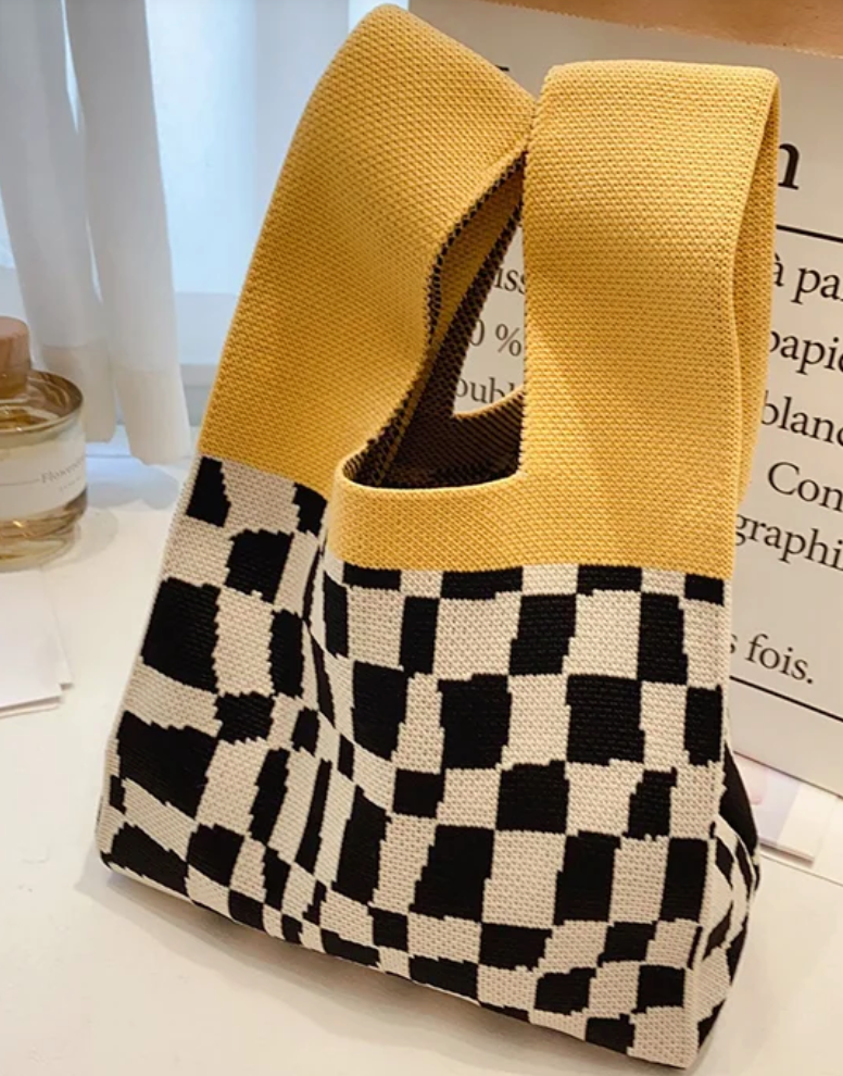 UNIQUE KNITTING CHECKERBOARD HAND BAGS