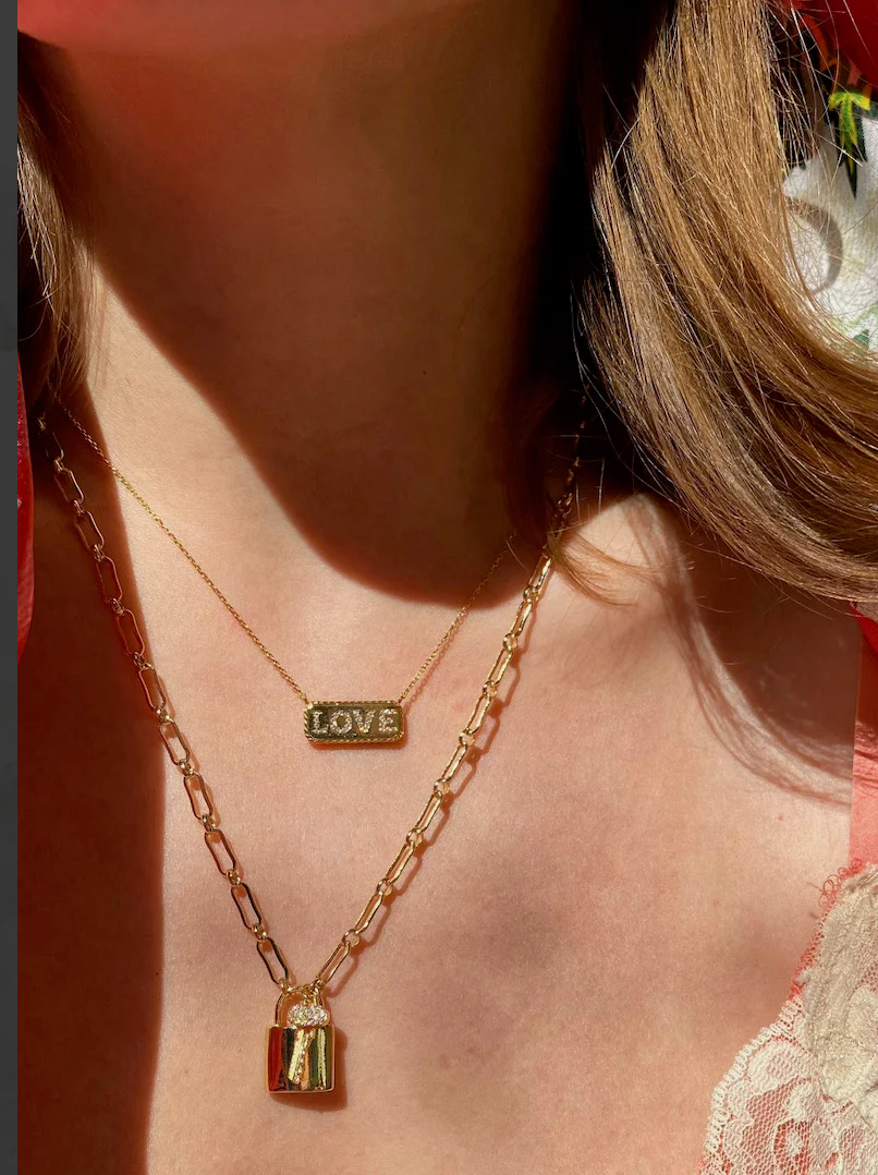 LOVE NAMEPLATE NECKLACE