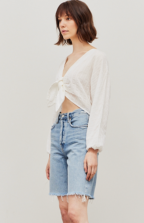 EMBROIDERED FRONT TIE CROP TOP