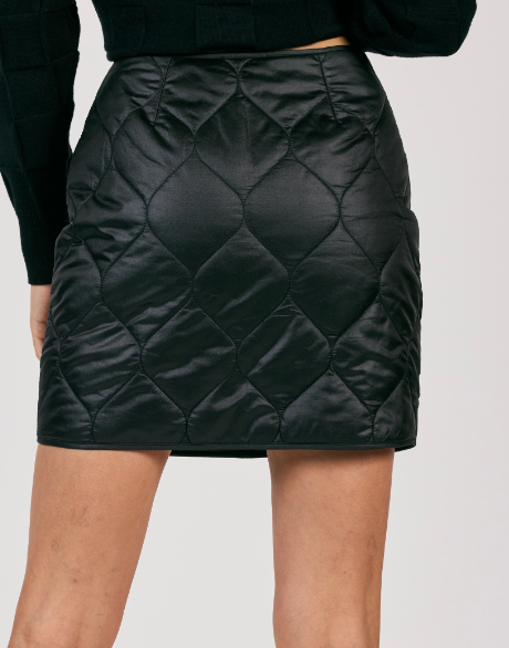 QUILTED MINI SKIRT